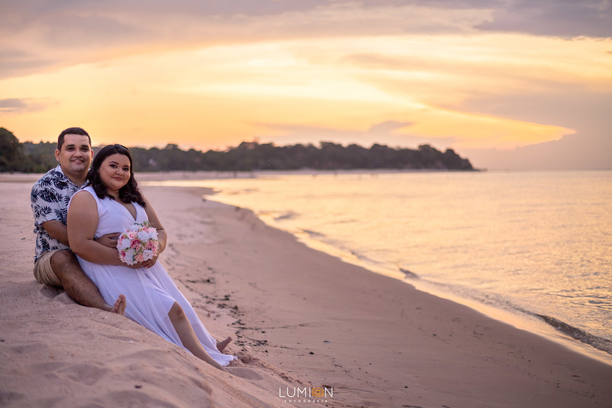 Casal - Cristiana e Janderson | Ensaio Pré Wedding  - Praia do Carapanari