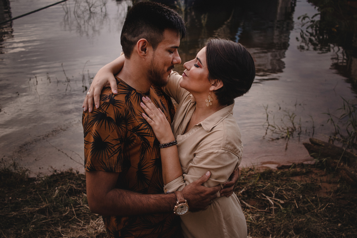 Casal - Thaty e Dailson | Ensaio Pré-wedding - Ufopa Tapajós - Santarém, Pará