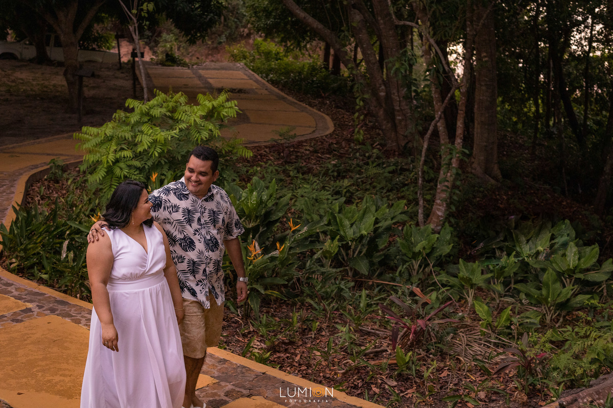 Casal - Cristiana e Janderson | Ensaio Pré Wedding  - Praia do Carapanari