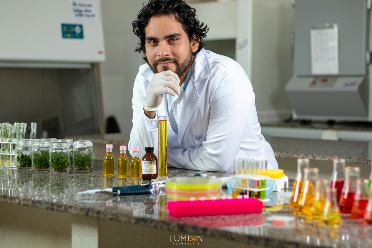 Formaturas - Turma de Biotecnologi UFOPA - Ensaio em Laboratório | Formatura - Laboratório de Biotecnologia UFOPA - Santarém, Pará