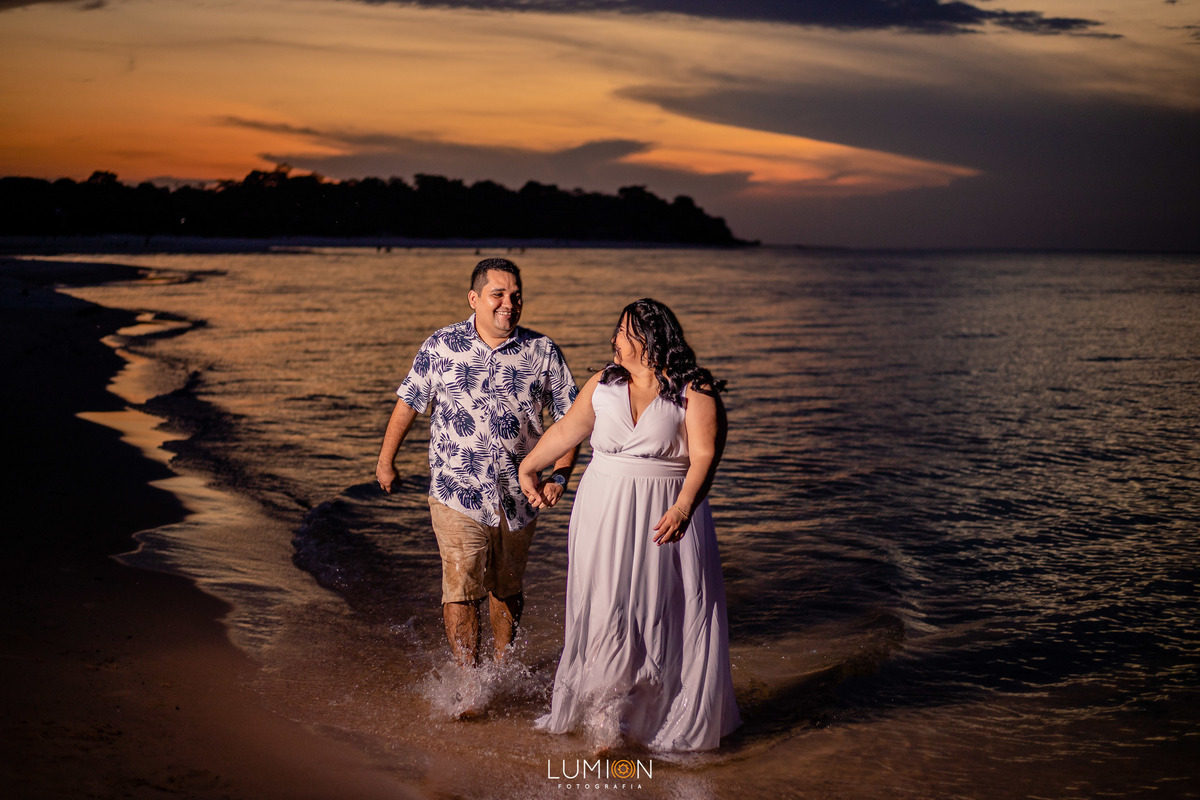 Casal - Cristiana e Janderson | Ensaio Pré Wedding  - Praia do Carapanari